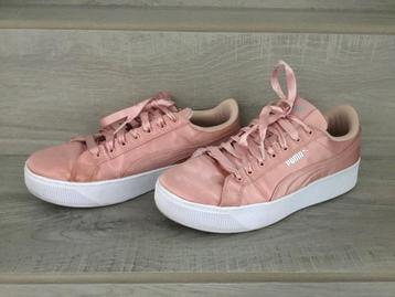 Puma roze sneakers met satijnen veters maat 39  beschikbaar voor biedingen