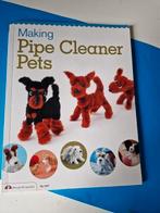 Boek " making pipe cleaner pets" + pijpentagers/ pomponnetje, Ophalen of Verzenden, Zo goed als nieuw