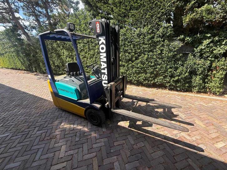 Komatsu - - FB16M-3E - Vorkheftruck, Zakelijke goederen, Machines en Bouw | Heftrucks en Intern transport, Heftruck, Overige aandrijving