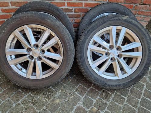 Velgen met banden Mitsubishi ASX, Auto-onderdelen, Banden en Velgen, Band(en), All Season, 17 inch, 215 mm, Personenwagen, Gebruikt