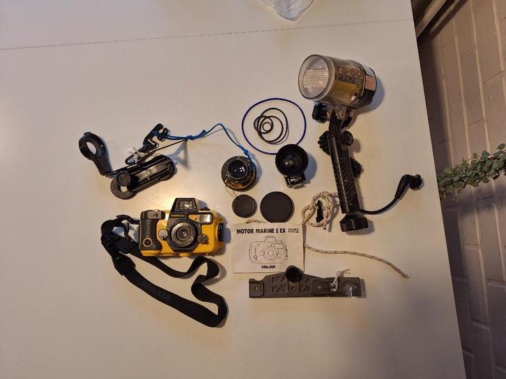 onderwatercamera analoog Sea&sea + 2 flitsers +  20mm lens, Audio, Tv en Foto, Fotografie | Onderwatercamera's, Gebruikt, Camera