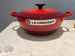 NIEUWE Le Creuset Marmite 24 cm kersenrood, Gietijzer, Nieuw, Ophalen of Verzenden, Keramische plaat