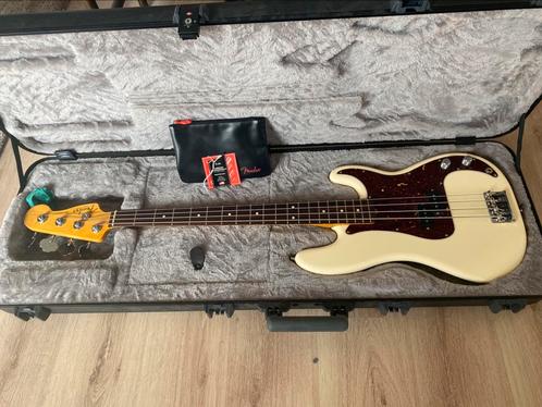Fender American Professional II, Precision Bass, Muziek en Instrumenten, Snaarinstrumenten | Gitaren | Bas, Zo goed als nieuw