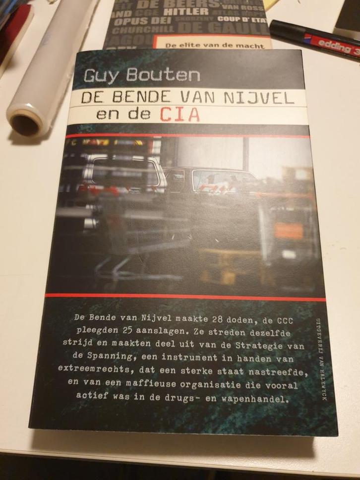 Guy Bouten - Cia en de bende van Nijvel, Boeken, Politiek en Maatschappij, Zo goed als nieuw, Juridisch en Recht, Ophalen of Verzenden