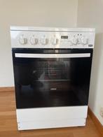 Cuisinière électrique Zanussi avec plaque vitrocéramique, 4 zones de cuisson, Comme neuf, Enlèvement, Autoportant