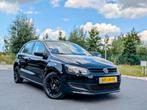 Gekeurd voor verkoop Volkswagen Polo benzine Euro 5, Auto's, Voorwielaandrijving, Euro 5, Stof, Zwart