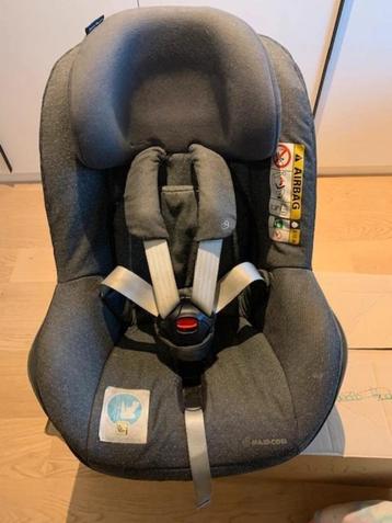 Maxi cosi Pebble + iso fix base beschikbaar voor biedingen