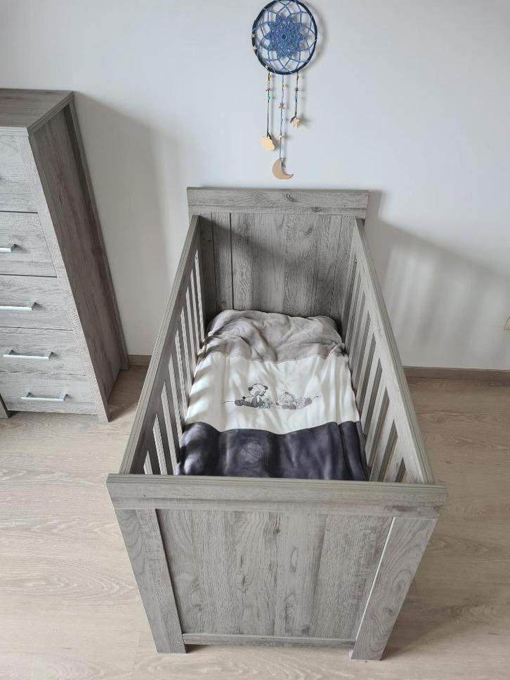 Babykamer + meegroeibed interbaby, Kinderen en Baby's, Kinderkamer | Complete kinderkamers, Zo goed als nieuw, Jongetje of Meisje