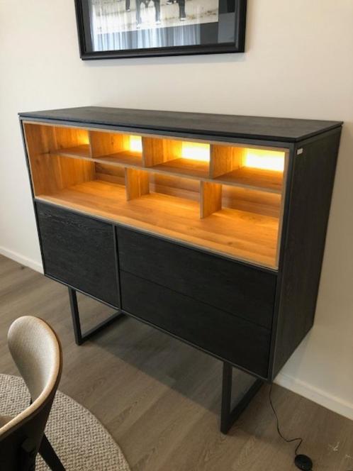 Dressoir / Highboard - Xooon (Met verlichting), Huis en Inrichting, Kasten | Dressoirs, Zo goed als nieuw, 100 tot 150 cm, 25 tot 50 cm