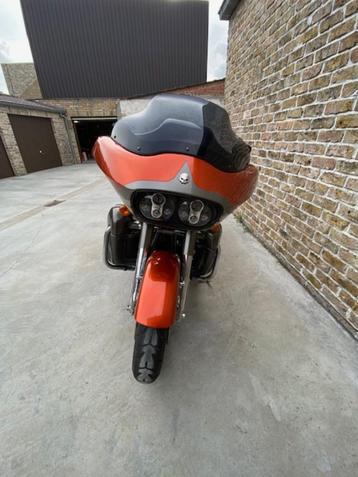 Harley Davidson Road Glide CVO  beschikbaar voor biedingen