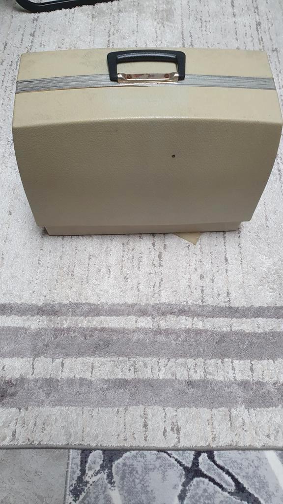 Bernina naaimachine 718, Doe-het-zelf en Bouw, Gereedschapskisten, Ophalen