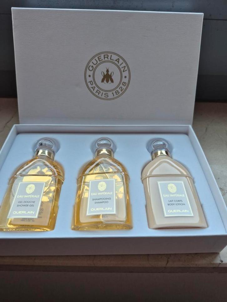 Coffret Guerlain Eau Impérial, Bijoux, Sacs & Beauté, Beauté | Cosmétiques & Maquillage, Comme neuf, Maquillage, Enlèvement