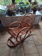 Vintage rotan schommelstoel voor kinderen, Zo goed als nieuw, Ophalen, Stoel(en)