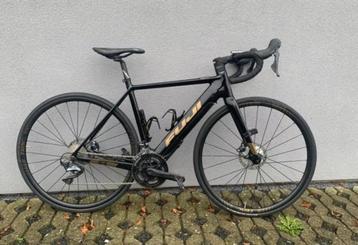 Vélo de route à assistance électrique Fuji SL-E beschikbaar voor biedingen