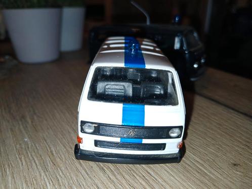 Volkswagen busjes en pick up, Hobby en Vrije tijd, Modelauto's | 1:24, Zo goed als nieuw, Auto, Overige merken, Ophalen of Verzenden