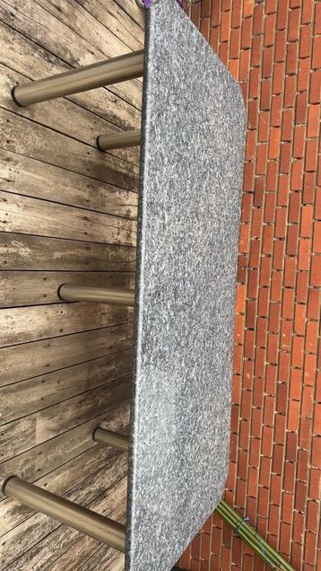Tafel, Enlèvement, Neuf