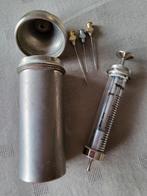 Vintage glazen medische spuit met koker, Ophalen of Verzenden, Gebruikt