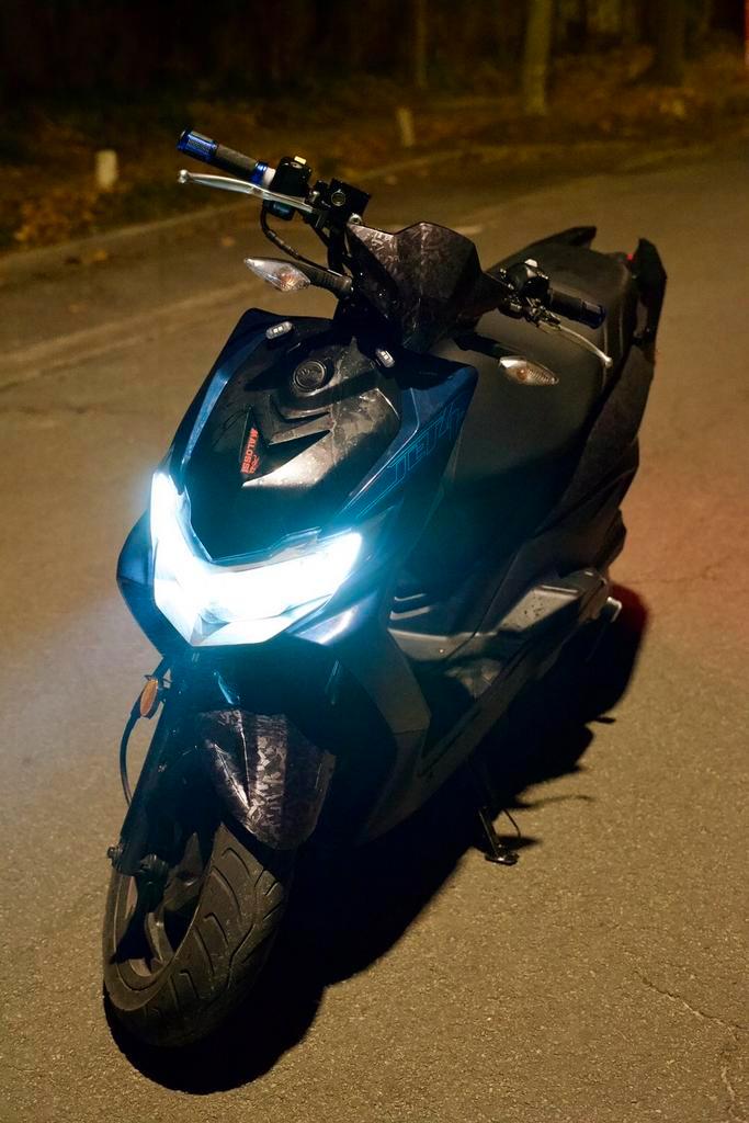 50cc, Fietsen en Brommers, Scooters | Yamaha, Zo goed als nieuw, Overige modellen, Klasse A (25 km/u), Benzine, Ophalen