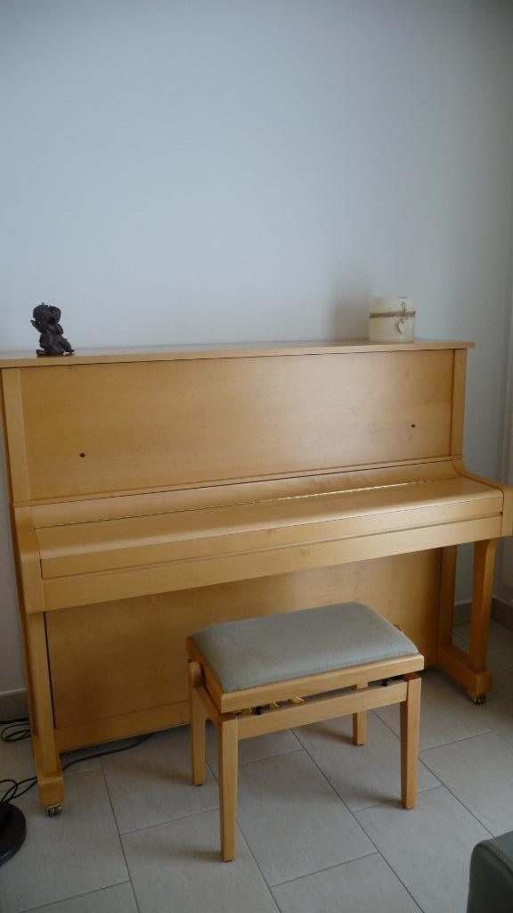 buffetpiano + pianobank, Muziek en Instrumenten, Piano's, Zo goed als nieuw, Piano, Bruin, Ophalen