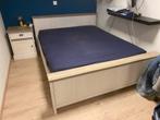 Tweepersoonsbed 160 x200 met nachtkastjes en bureau, Ophalen, Zo goed als nieuw