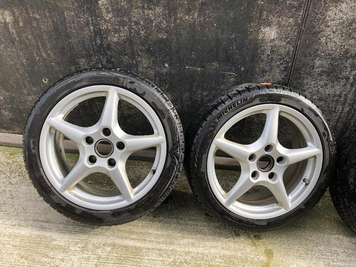 4 jantes Porsche en aluminium d'origine avec pneus d'hiver, Autos : Pièces & Accessoires, Pneus & Jantes, Jante(s), Pneus hiver