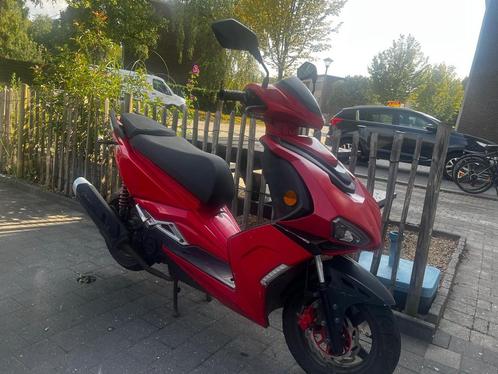 KSR Moto 2018 50cc, 15.903 km, Voor Onderdelen of Reparatie, Fietsen en Brommers, Brommers | Overige merken, Gebruikt, Klasse A (25 km/u)