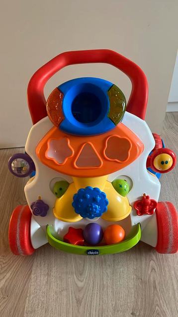 Loopwagentje chicco licht en geluid beschikbaar voor biedingen