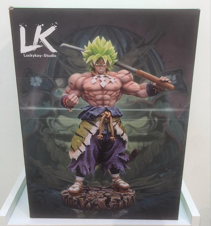 Statue résine Broly samuraï LK STUDIO, Collections, Statues & Figurines, Comme neuf, Enlèvement ou Envoi