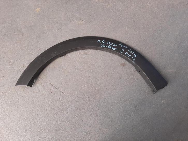 Elargisseur d'aile DACIA SANDERO 2  2016  PH2 Avant gauche, Autos : Pièces & Accessoires, Carrosserie & Tôlerie, Dacia, Avant