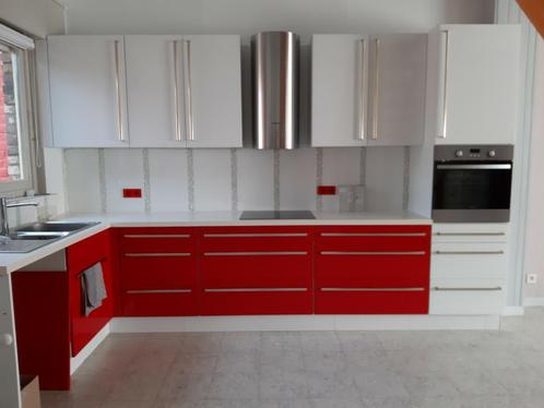 Hoogglans keuken in wit en rood van het merk: Impuls Küchen, Huis en Inrichting, Keuken | Complete keukens, Gebruikt, Rood, Ophalen