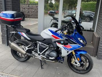 BMW R 1250 RS StyleSport 3Pakket ! Akrapovic +Koffer ! 2023 beschikbaar voor biedingen