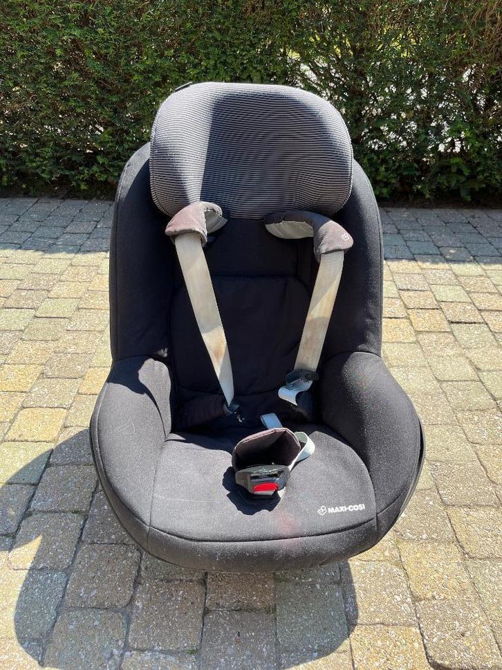 Maxi-Cosi Pearl met Familyfix (2 sets beschikbaar), Kinderen en Baby's, Autostoeltjes, Gebruikt, Maxi-Cosi, 9 t/m 18 kg, Isofix