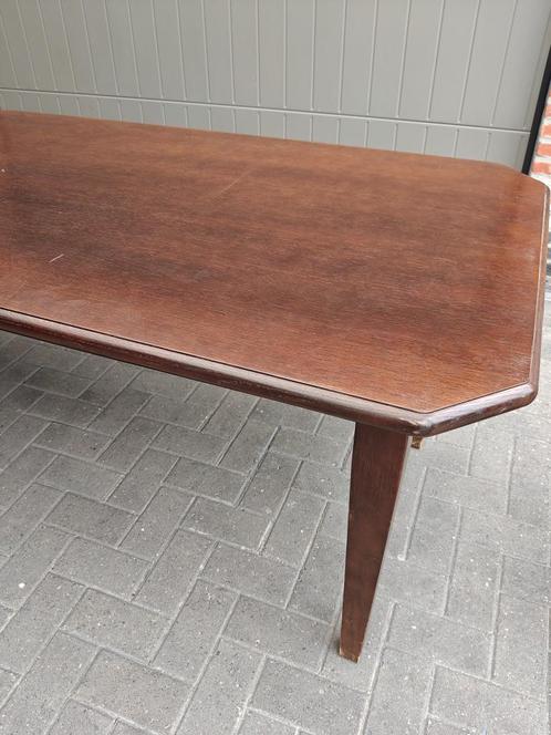 massieve tafel en 6 bijpassende stoelen, Huis en Inrichting, Tafels | Eettafels, Ophalen