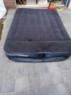 Zelfopblaasbare matras intex 2 persoons, Ophalen, Zo goed als nieuw