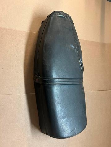 Vespa px zadel met patina beschikbaar voor biedingen