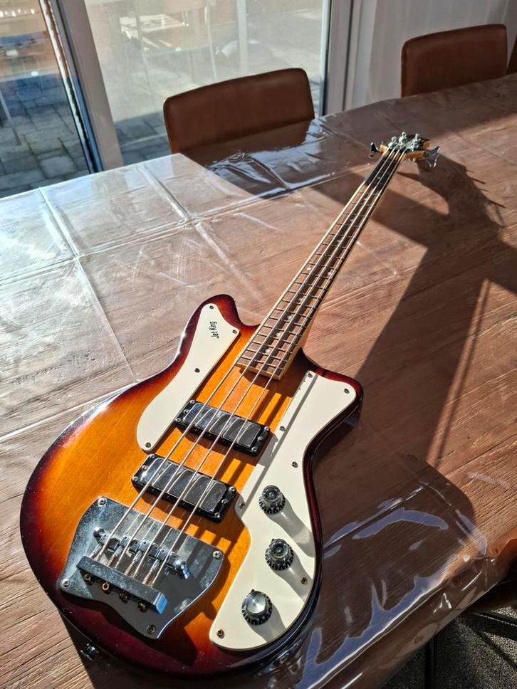 Ibanez jtkb, ibanez sr 800, squier pete wentz, Muziek en Instrumenten, Snaarinstrumenten | Gitaren | Bas, Ophalen