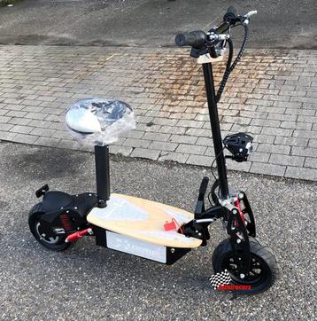 Electrische Step Rapid 2.000watt 48 volt 45 km/h instelbaar beschikbaar voor biedingen