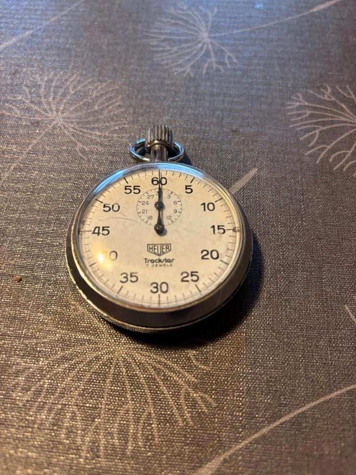 Heuer trackstar 1973, Bijoux, Sacs & Beauté, Montres de sport, Utilisé, Android, Blanc, État, Enlèvement ou Envoi