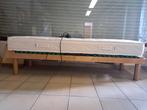 Bedden met lattenbodem, electrisch verstelbaar, Ophalen, Zo goed als nieuw, 200 cm