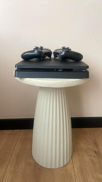 Ps4 te koop beschikbaar voor biedingen