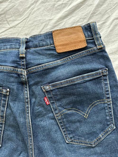 Levi’s Jeans 512 bleu W32 L34, Kleding | Heren, Spijkerbroeken en Jeans, Zo goed als nieuw, W32 (confectie 46) of kleiner, Blauw