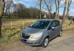 Een hele nette auto rijd en schakelt goed heel veel ruimte, Auto's, Opel, Voorwielaandrijving, Euro 5, Stof, Zwart