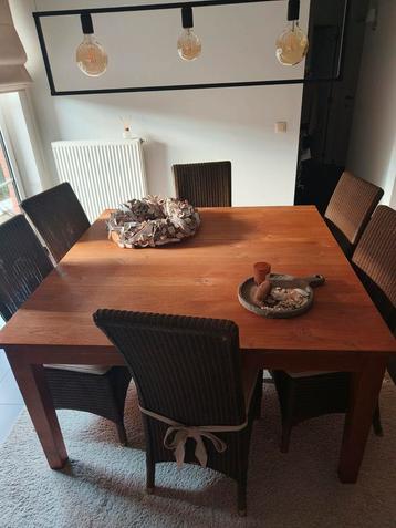 Degelijke vierkante teak tafel 140x140, Enlèvement, Comme neuf