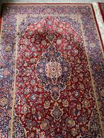 Handgeknoopte wollen tapijt, Enlèvement, Utilisé