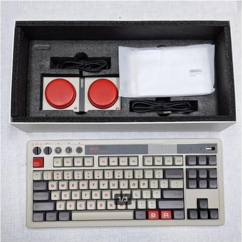 A vendre clavier Qwerty 8 BitDo ( Neuf ), Computers en Software, Toetsenborden, Nieuw, Qwerty, Bedraad, Gaming toetsenbord, Ophalen