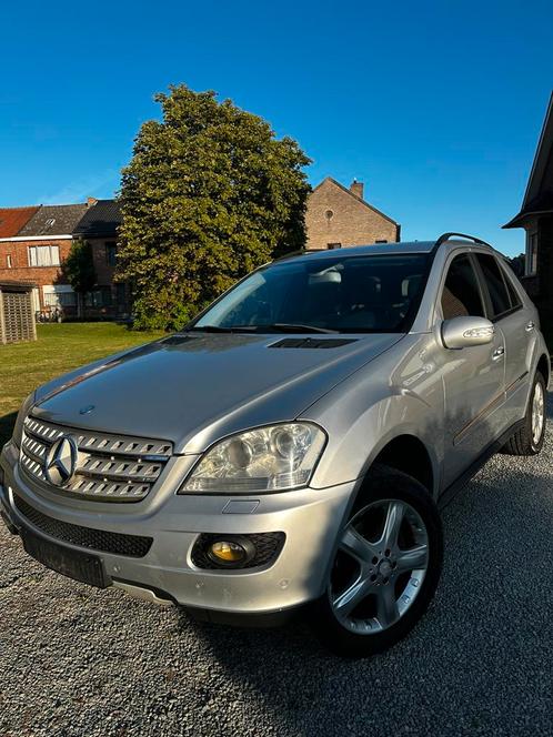 Mercedes-Benz ML320 CDI Euro 4, Auto's, Mercedes-Benz, Particulier, M-Klasse, 4x4, ABS, Airbags, Airconditioning, Alarm, Bluetooth