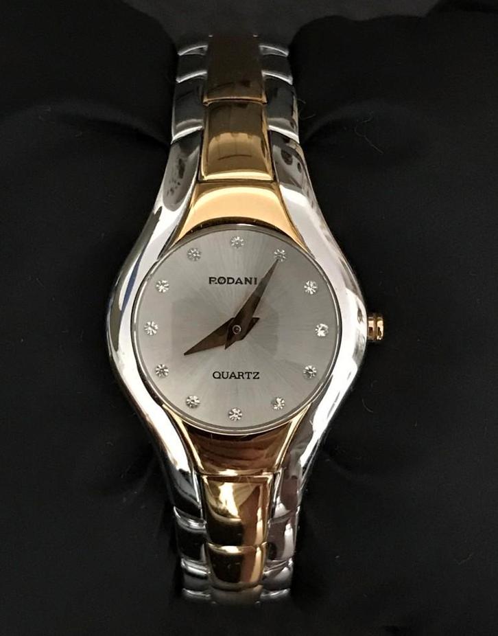 Montre femme Rodania avec strass,, Bijoux, Sacs & Beauté, Montres | Femmes, Comme neuf, Montre-bracelet, Acier, Cuir, Avec strass
