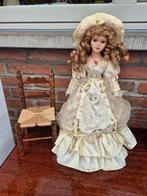 Poupée en porcelaine et chaise, Collections, Poupées, Enlèvement ou Envoi, Poupée