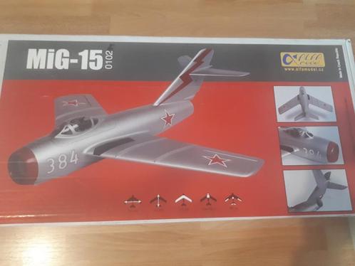 Mig 15 + F9F Panther, Hobby & Loisirs créatifs, Modélisme | Radiocommandé & Téléguidé | Avions, Comme neuf, Électro, Enlèvement ou Envoi