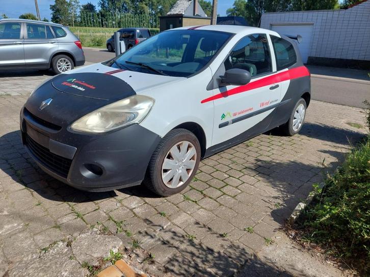 Renault Clio 2010, Auto's, Renault, Particulier, Clio, ABS, Airbags, Centrale vergrendeling, Cruise Control, Elektrische ramen